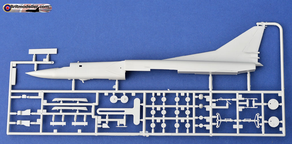 Tupolev Tu-22M-3 Backfire C - 1:144 Minicraft - Kits - Britmodeller.com