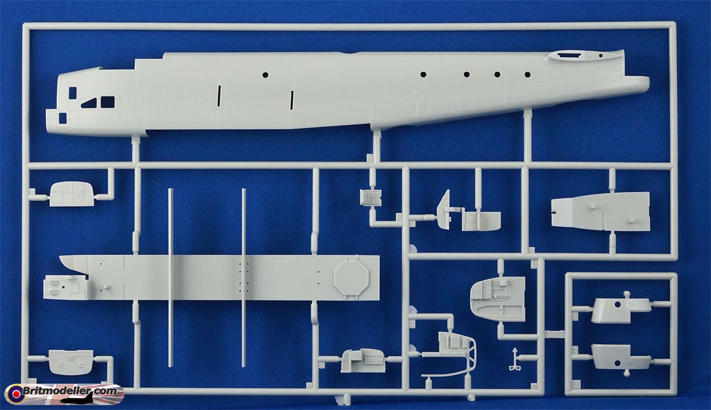 Handley Page Halifax B Mk.III 172 Revell Kits