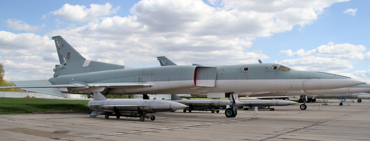 Tupolev Tu-22M2 Backfire-B - Jet & Rocket Engined Aircraft ...