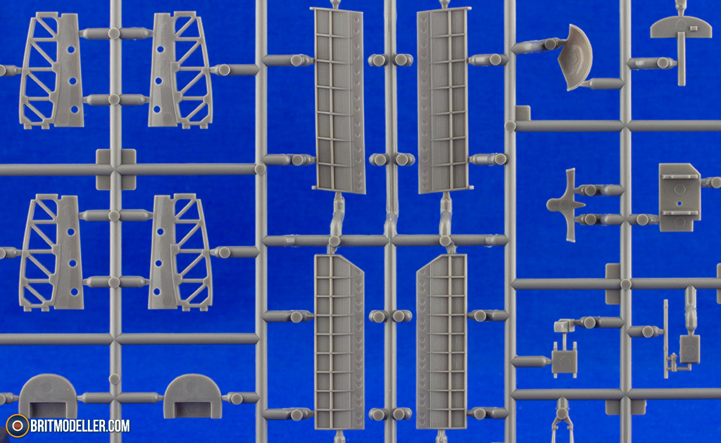 AVRO Lancaster B.III Special (A09007A) 1:72 - Kits - Britmodeller.com