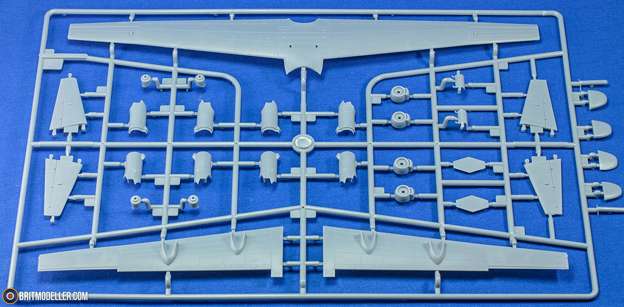 Y-8 Chinese Transport Aircraft (83902) 1:144 HobbyBoss via Creative ...