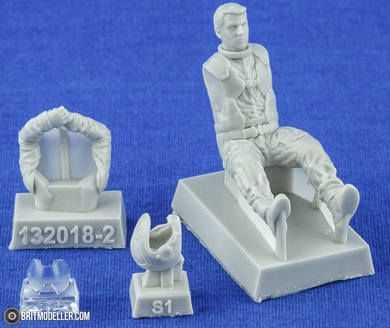 Colonial Pilot Resin Figure in 1/32 Scale by GREEN STRAWBERRY