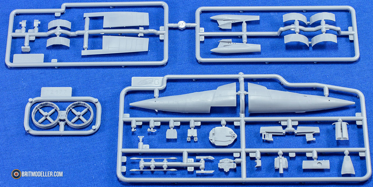 MiG-25PU Soviet Training Aircraft (72178) 1:72 ICM - Kits ...