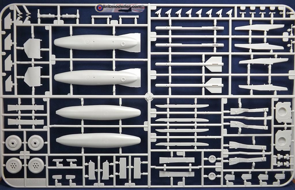 F-86K Sabre Dog - 1:32 Kitty Hawk - Kits - Britmodeller.com