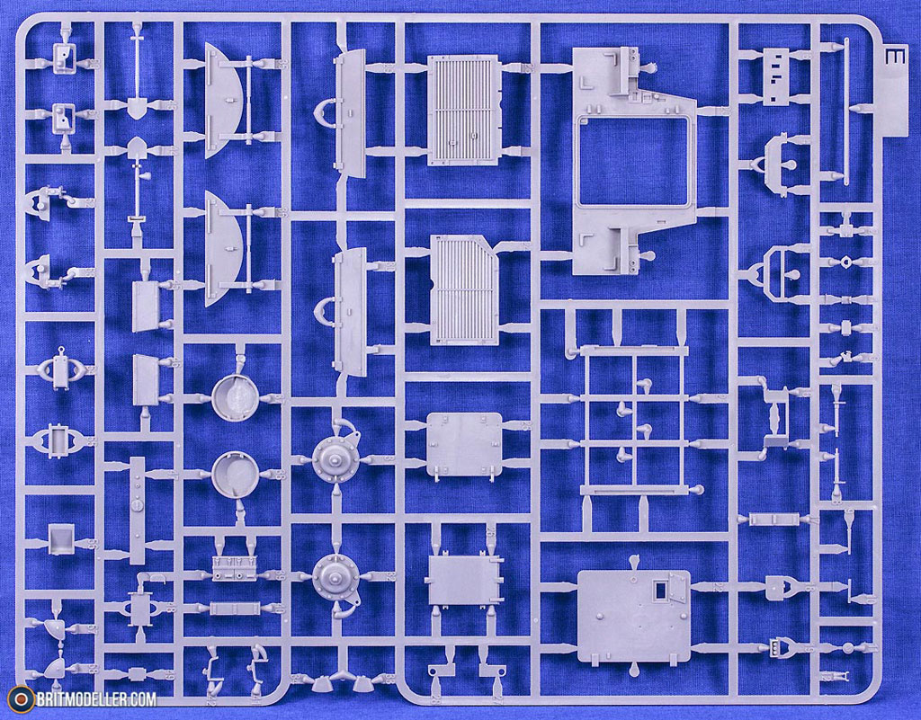 FV432 Mk.3 Bulldog 1:35 - Kits - Britmodeller.com