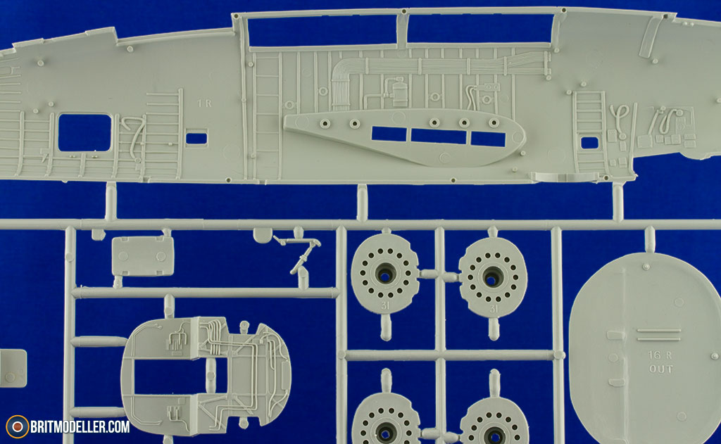 Consolidated B-24D Liberator (03831) 1:48 - Kits - Britmodeller.com