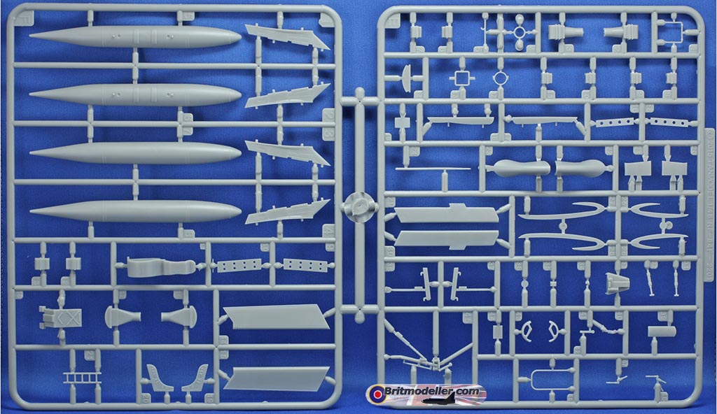 Republic RF-84F Thunderflash - 1:48 TanModel - Kits - Britmodeller.com