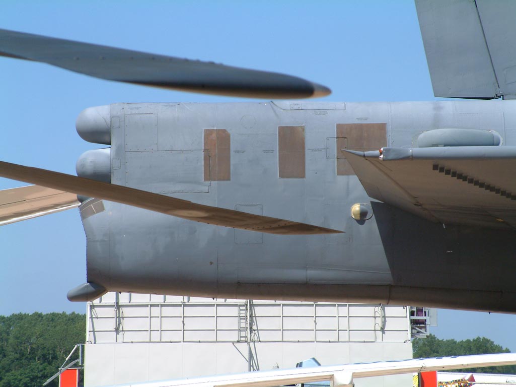 Boeing B-52H Stratofortress - Jet & Rocket engined Aircraft ...