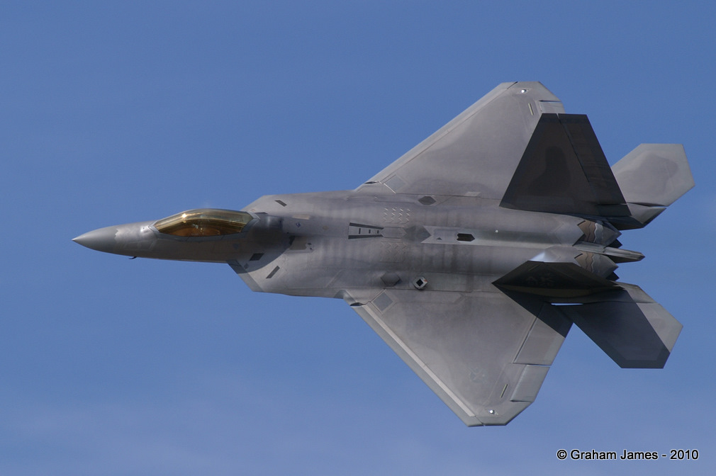 Lockheed Martin F-22 Raptor - Jet & Rocket engined Aircraft ...