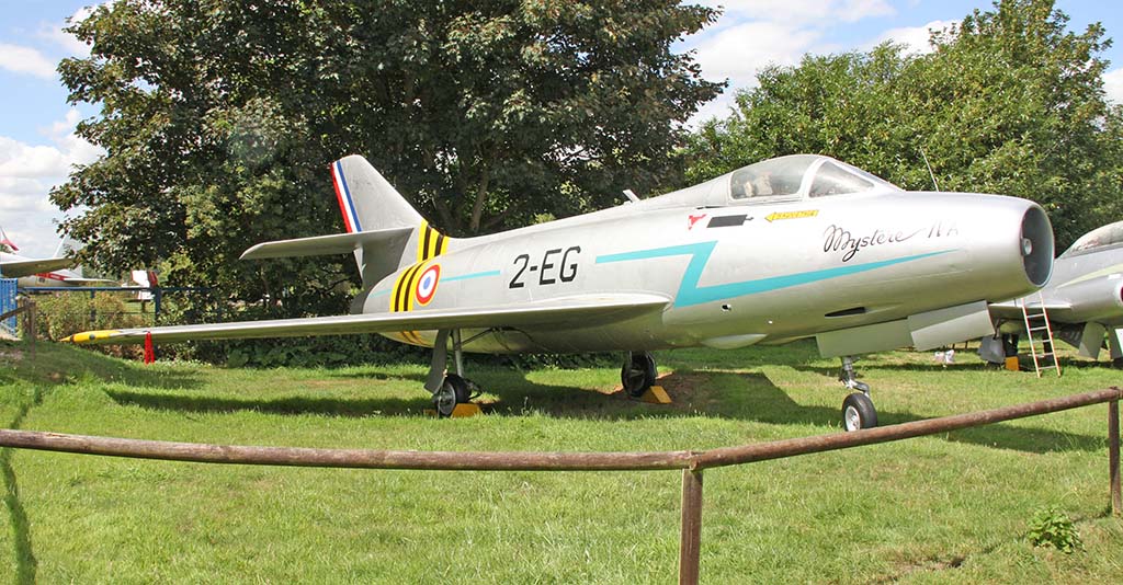 Dassault MD.454 Mystère IV - Jet & Rocket engined Aircraft ...