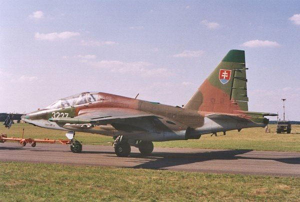 Sukhoi Su-25 Frogfoot Twin seaters inc Su-28 - Jet & Rocket engined ...