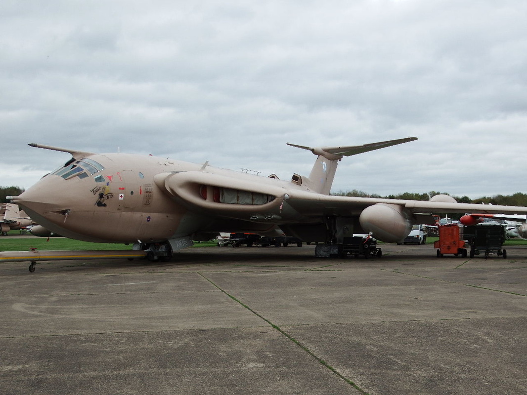 Handley Page Victor K2 Tanker XM715 - Jet & Rocket engined Aircraft ...