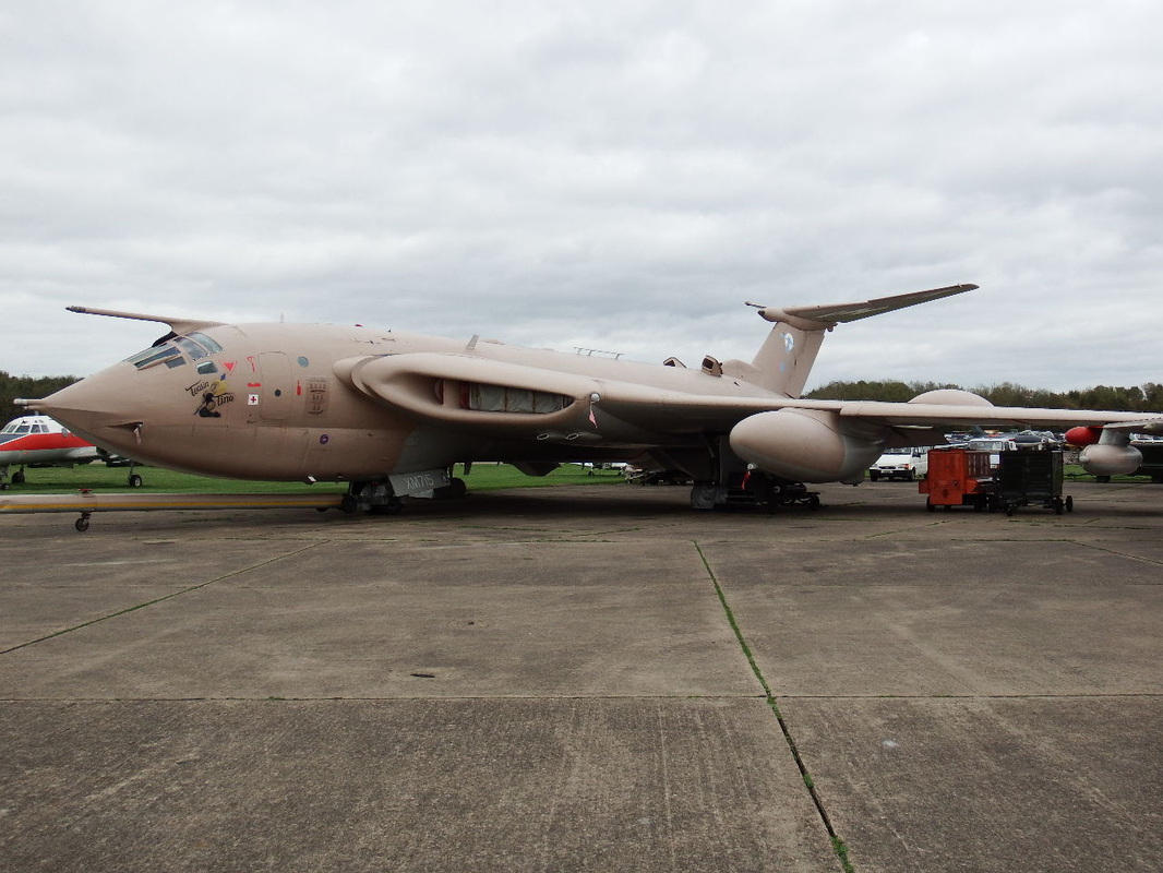 Handley Page Victor K2 Tanker XM715 - Jet & Rocket engined Aircraft ...