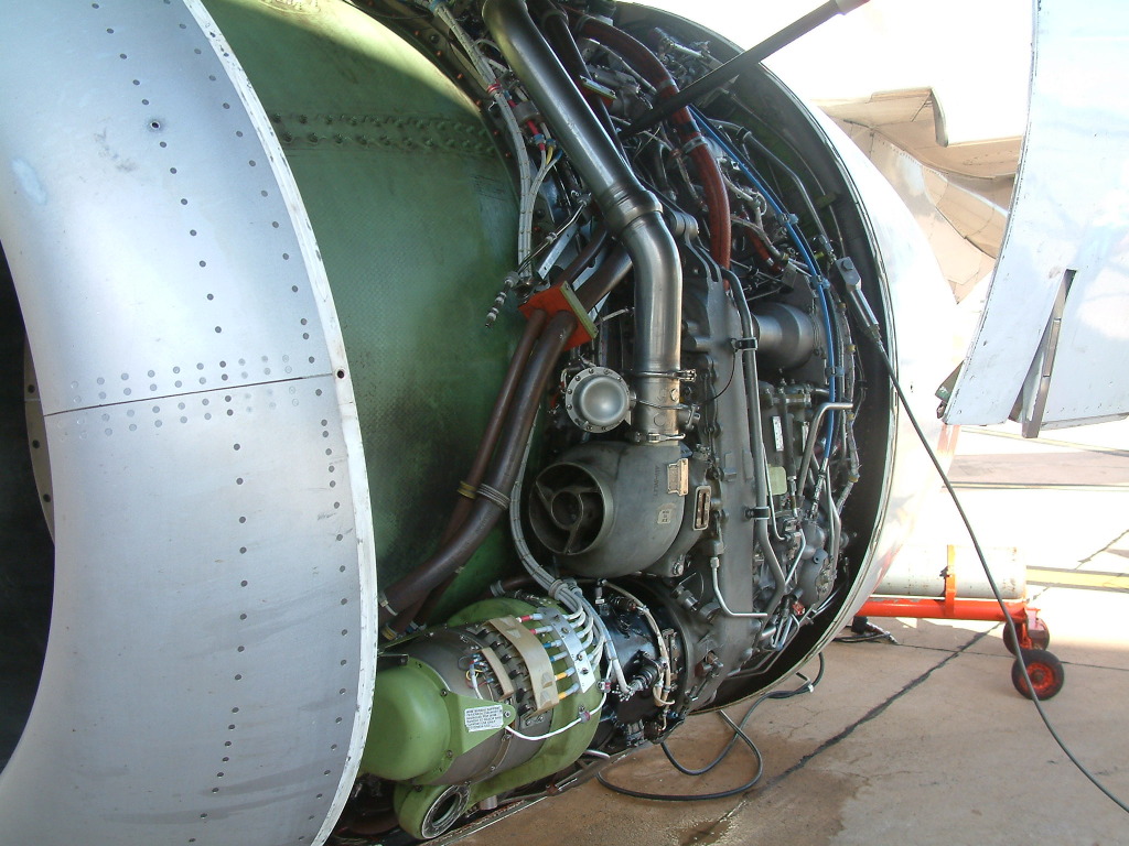 Boeing 737-700 Engine