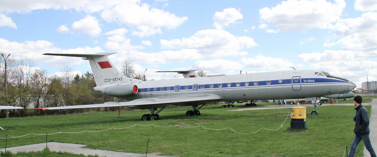 Tupolev Tu-134 Crusty - Jet & Rocket engined Aircraft - Britmodeller.com