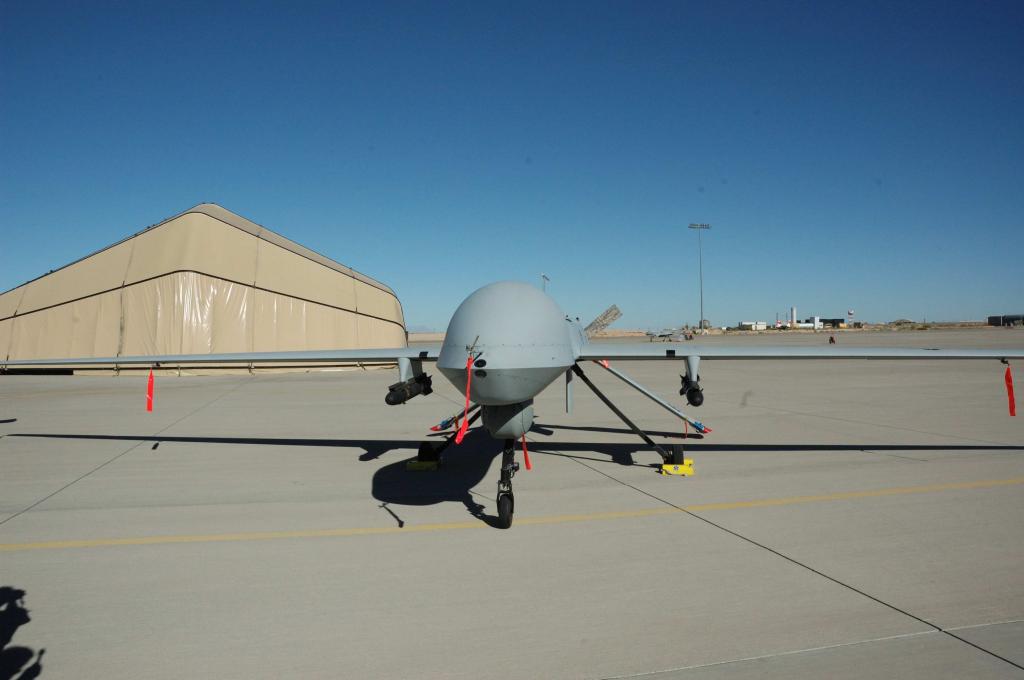 General Atomics MQ-1 Predator - Unmanned Air Vehicles (UAV ...