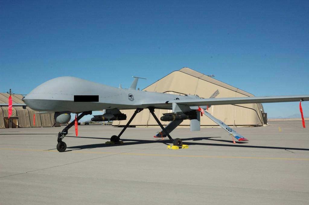 General Atomics MQ-1 Predator - Unmanned Air Vehicles (UAV ...