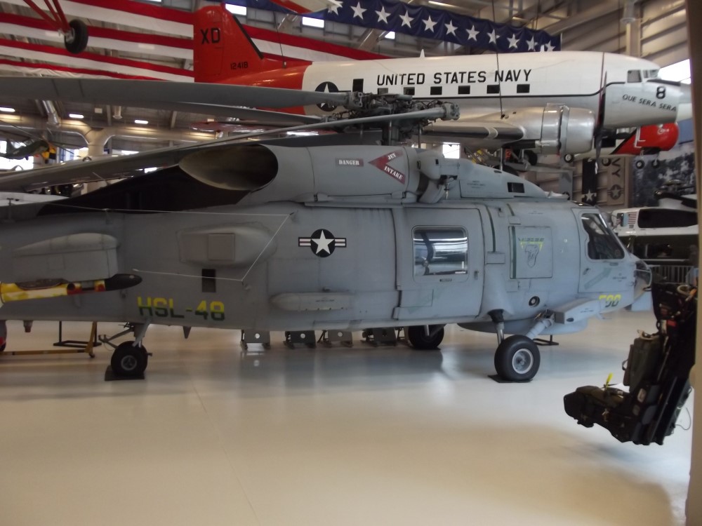 Sikorsky SH-60 Seahawk - Rotary Wing Aircraft Walkarounds ...