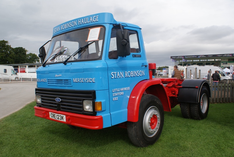 Ford d1000 tractor unit #9